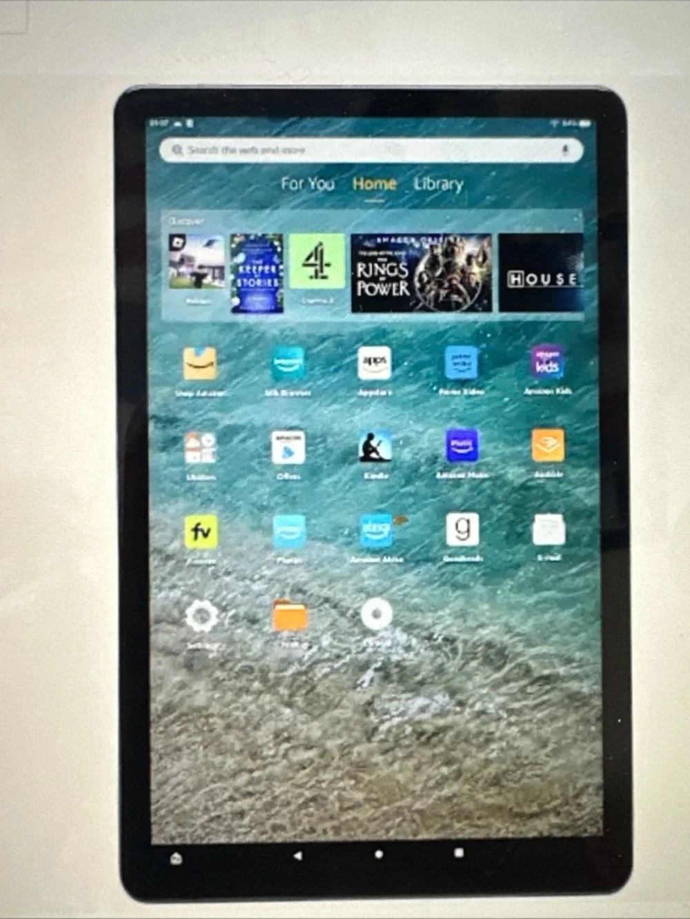 Black Tablet with Vibrant Display - Unbranded